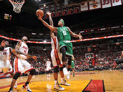 詹姆斯约翰逊vs克劳德比分 詹姆斯约翰逊vs克劳德比分
